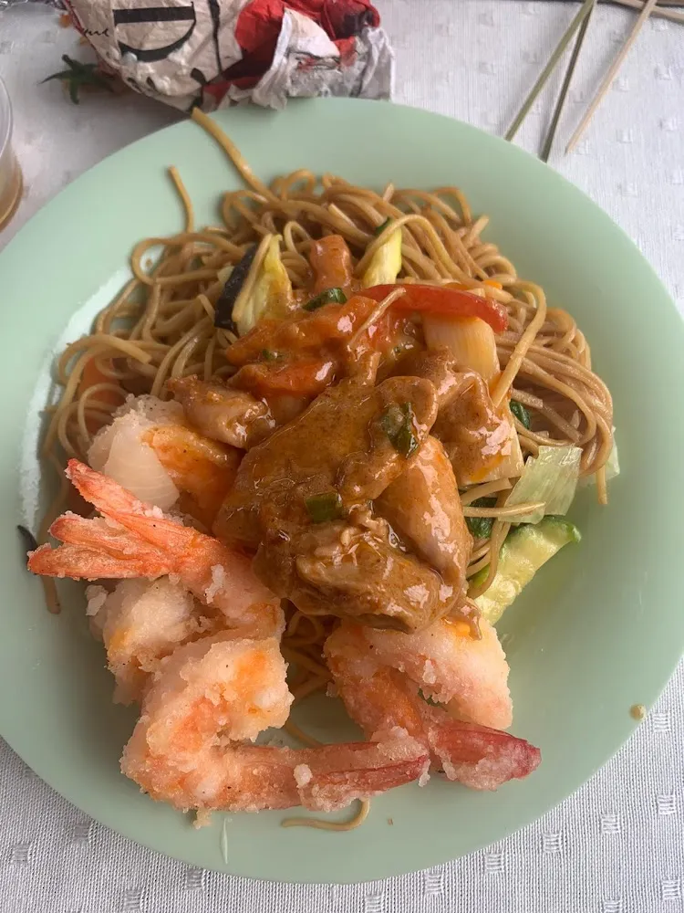 Nouilles Sautées Aux Crevettes